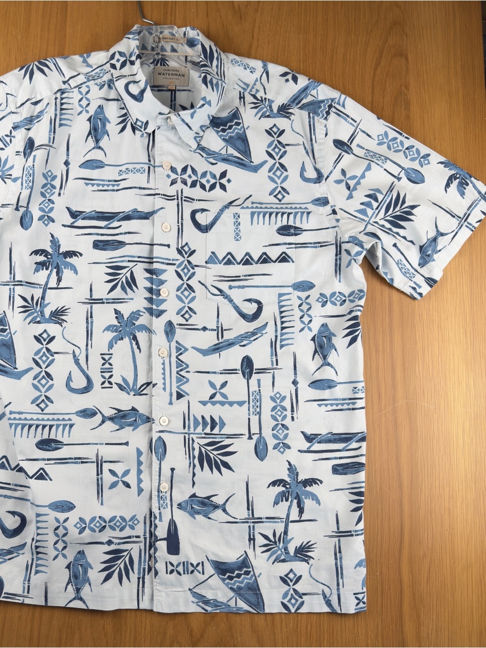 Quiksilver Waterman Collection Men’s M Comfort Fit Hawaiian Shirt